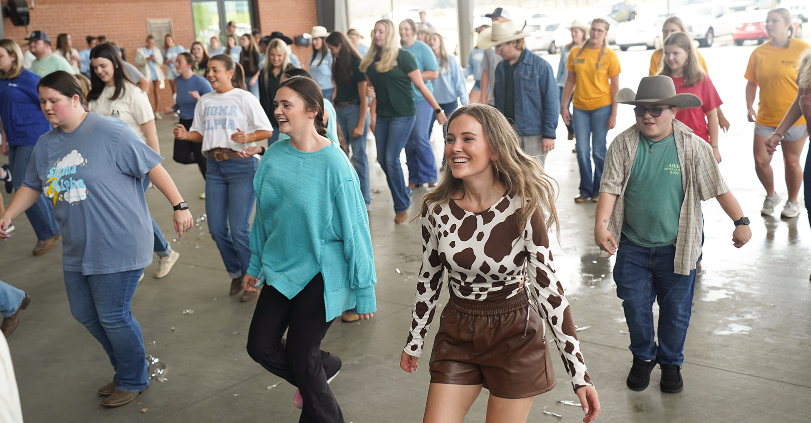 students line dancing