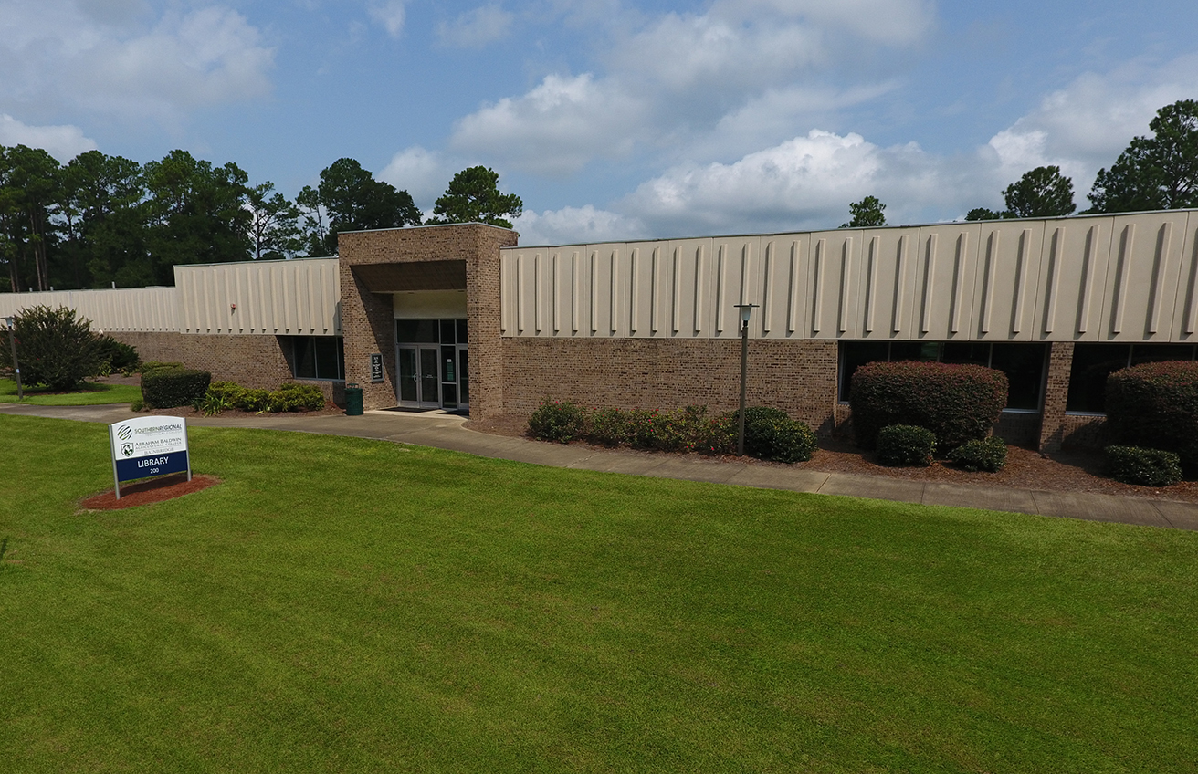 exterior view of the library in bainbridge