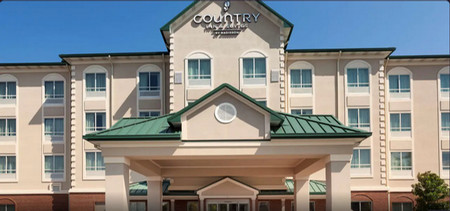 exterior view of country inn in tifton