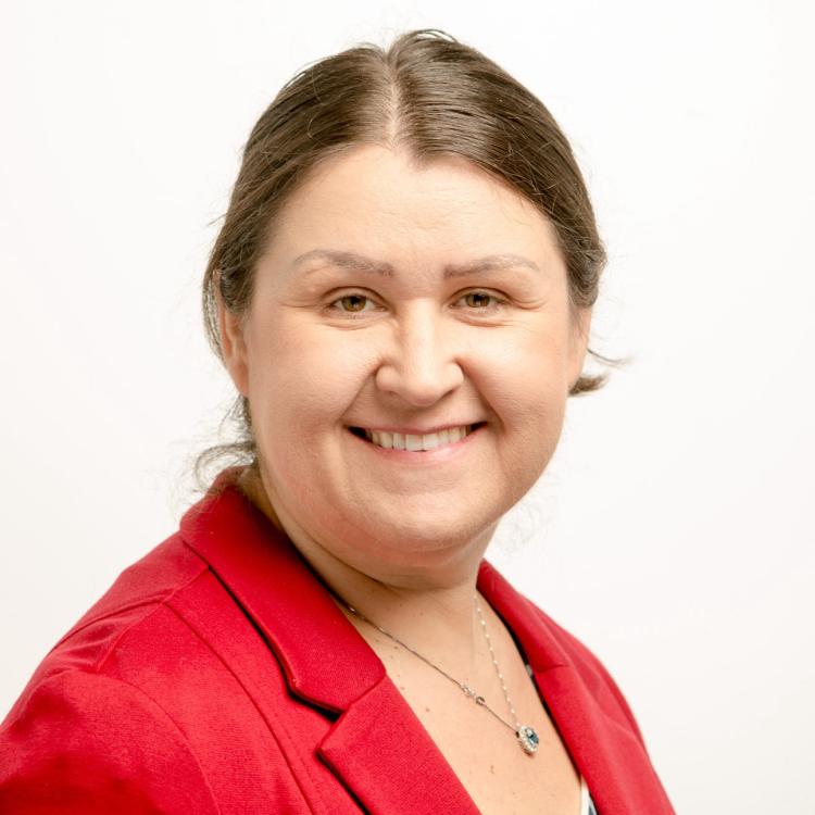 Tatyana Pashnyak headshot