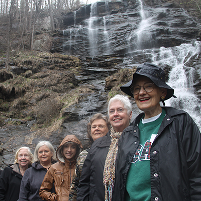 Alumni Traveled to Amicalola Falls