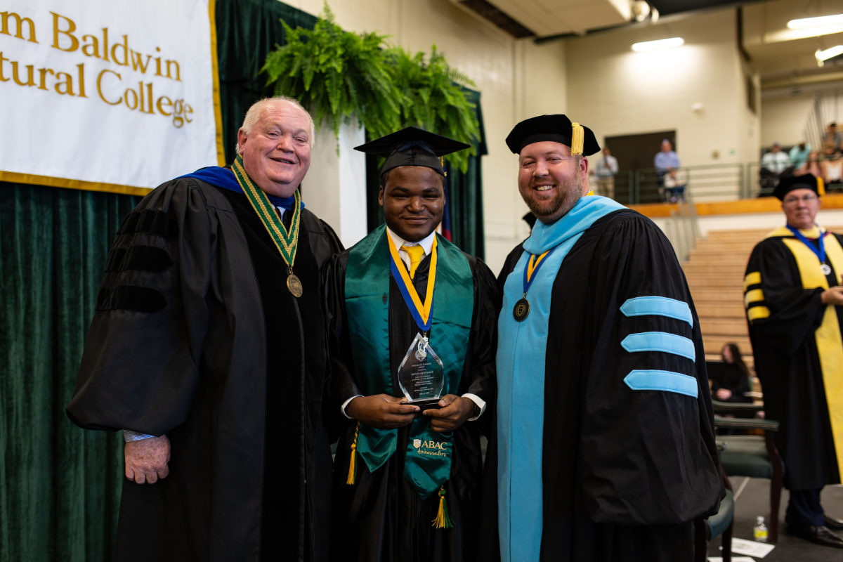 Elijah Alford from Ashburn Receives Top Associate Degree Award at ABAC Spring Commencement Ceremony